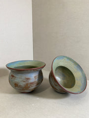 Two Friendly Pots