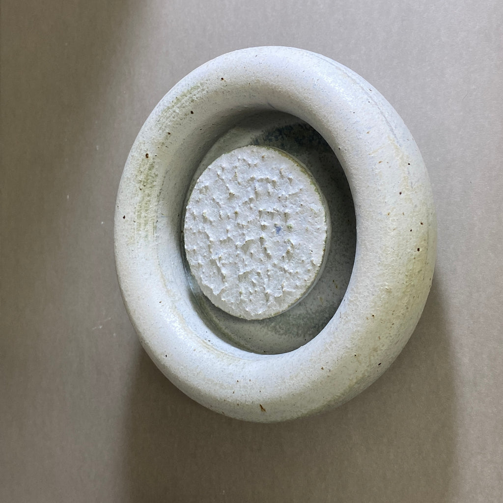 Wall Dish in White
